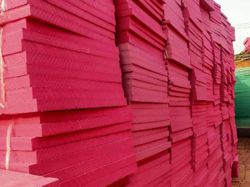 淺談保溫闆工(gōng)程施工(gōng)需要(yào)注意事(shì)項